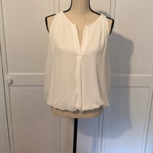 Max Studio off White sleeveless top